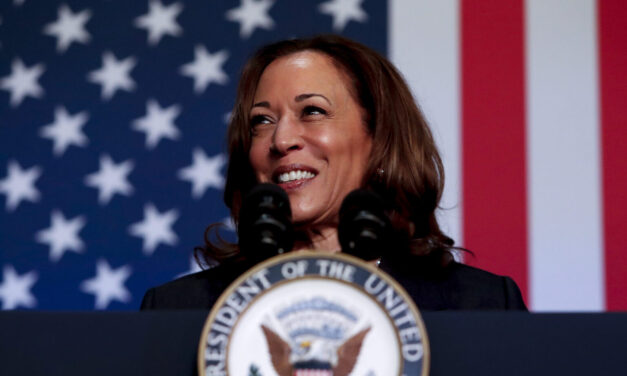 Should a Victorious Harris Build a Bipartisan Administration?